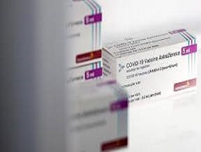 Вакцина AstraZeneca і тромбоз мозкових вен
